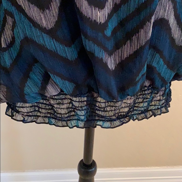 Chevron black and teal blouse with winged sleeves. - Picture 3 of 4
